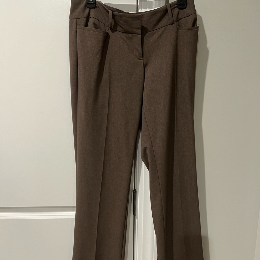 The Limited Brown Dress Pants. Size 6.